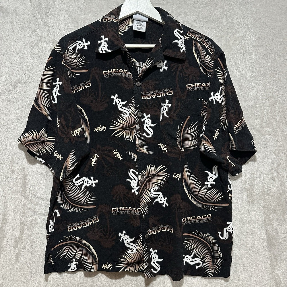 Chicago White Sox Hawaiian Camp Shirt Men's M Short Sleeve Lightweight Pocket